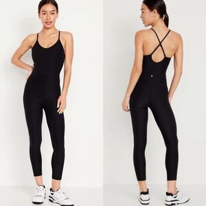 Old Navy Women's Active Cloud + Go Dry Bodysuit Jumpsuit